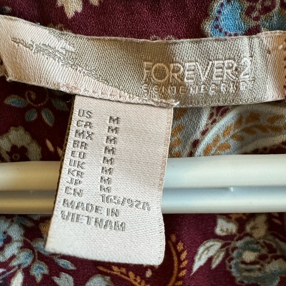 Forever 21 medium flowered wrap dress - Picture 5 of 5